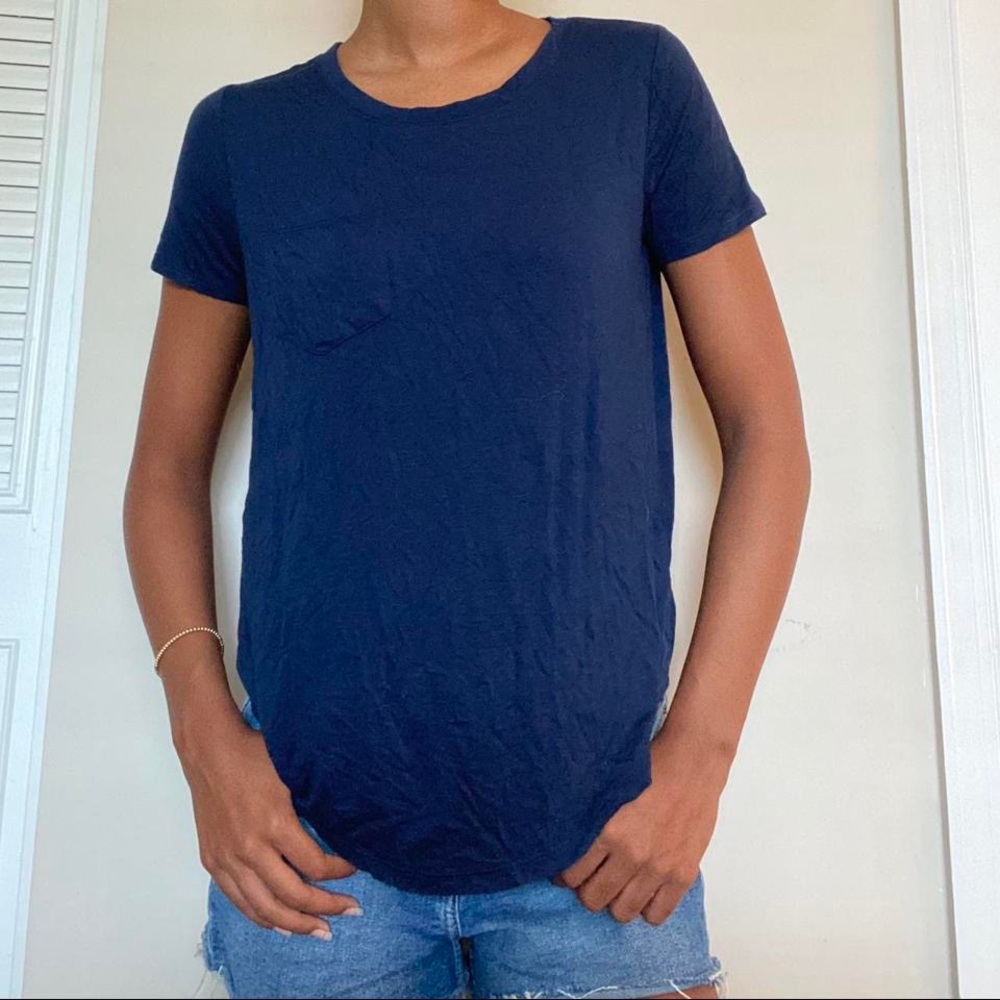 brand new hollister t-shirt